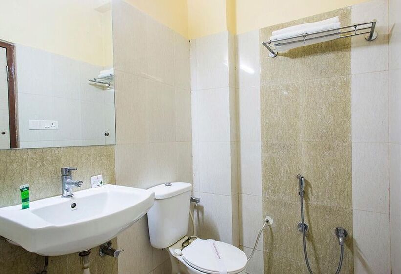 Deep Hotel & Restaurant