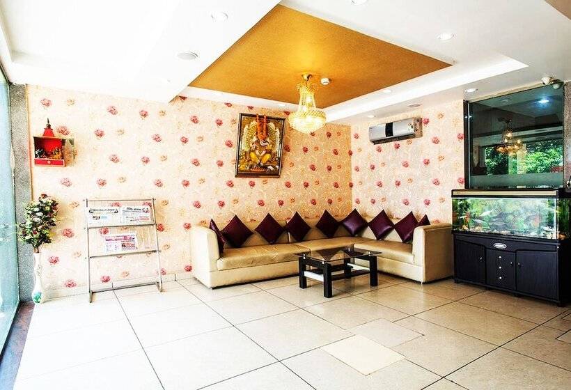 Deep Hotel & Restaurant