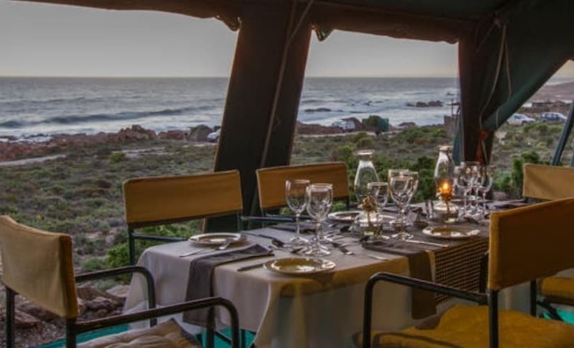 בית מלון כפרי Chiefs  Namaqua Flower Camps