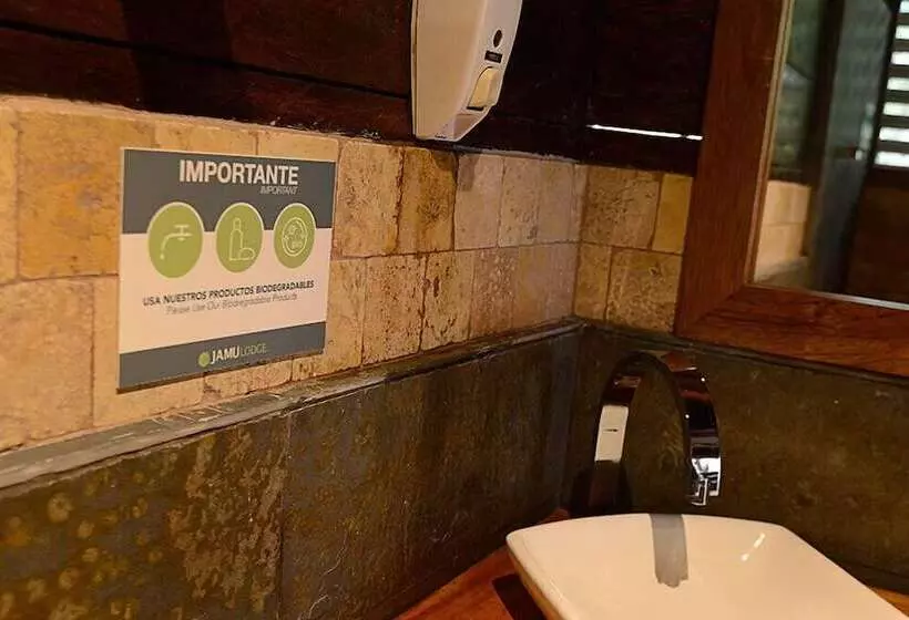 ホテル Jamu Lodge