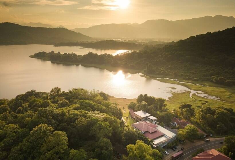 فندق Mapakada Village