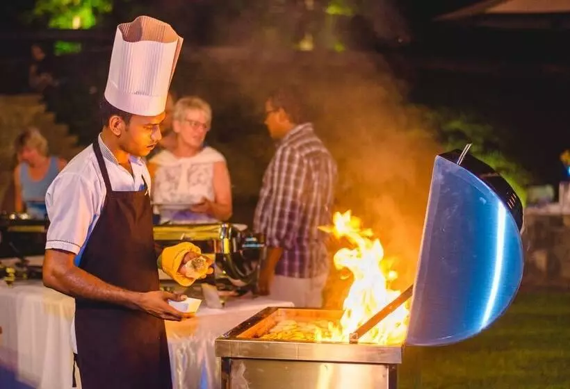 ホテル Mapakada Village