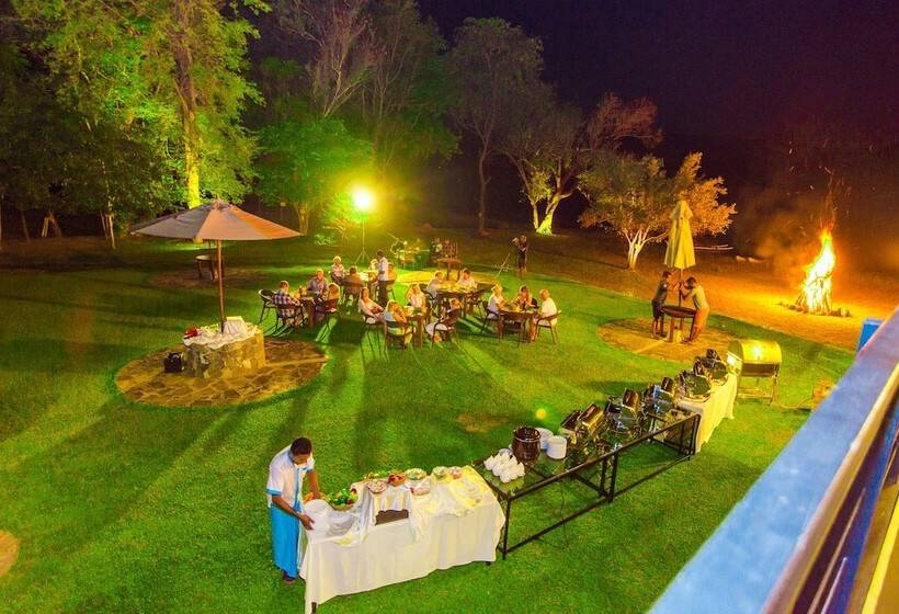 فندق Mapakada Village