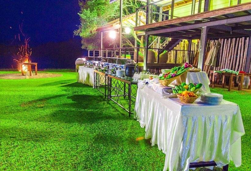 فندق Mapakada Village