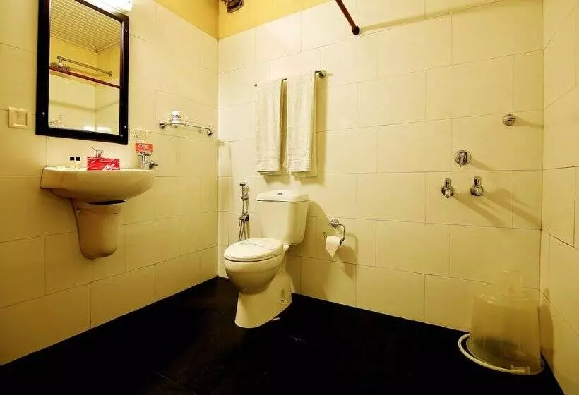 Hotel Sn Sujatha Inn