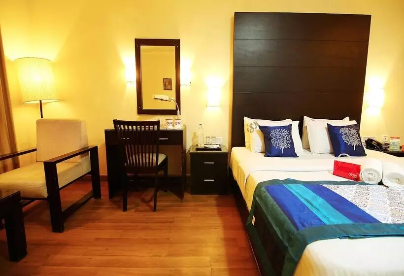 Hotel Sn Sujatha Inn