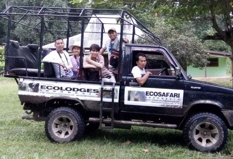 Hotelli The Satwa Elephant Ecolodge