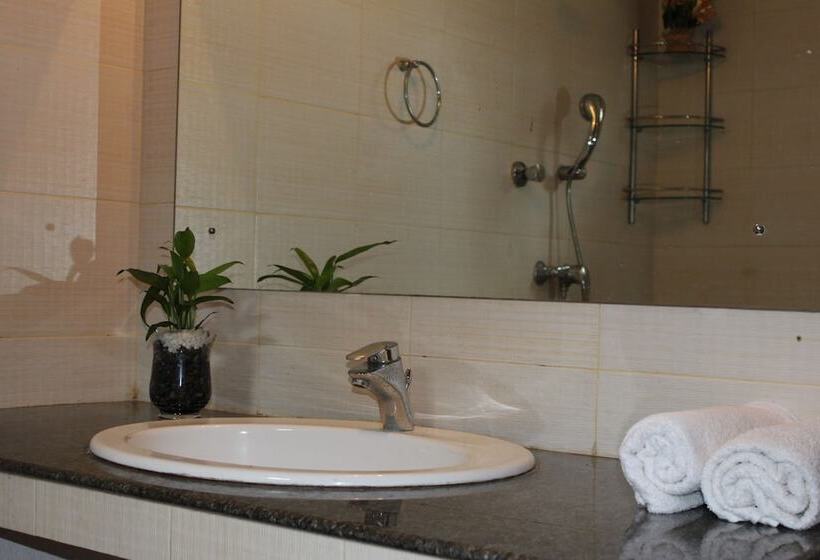 بنسيون Natures Bliss Garden Stay