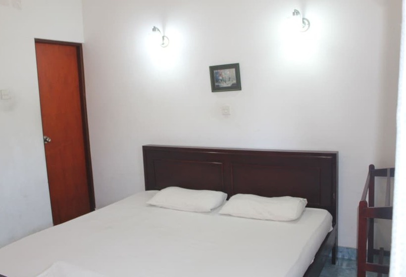 بنسيون Natures Bliss Garden Stay