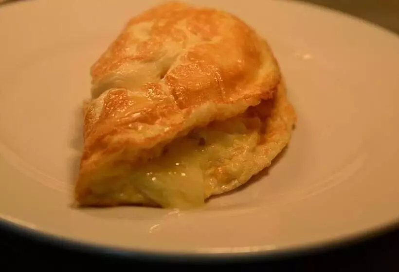 Majatalo The Manor Guest House