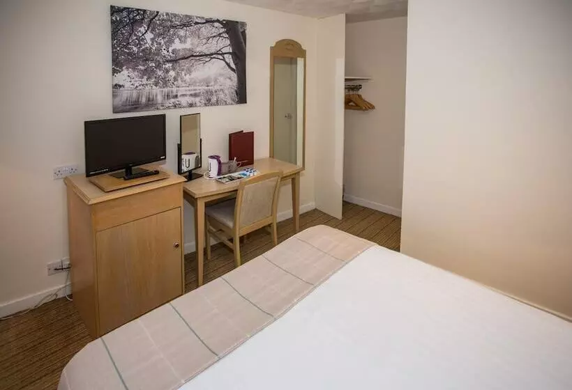 Majatalo The Manor Guest House