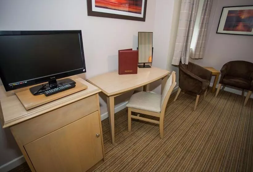 Majatalo The Manor Guest House