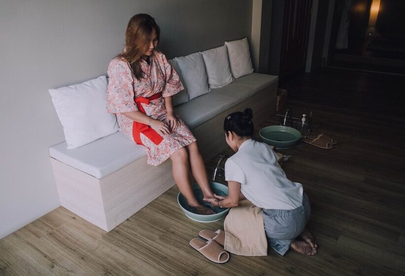 Serenity Hotel And Spa Kabinburi