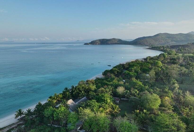 Общежитие Myamo Beach Lodge