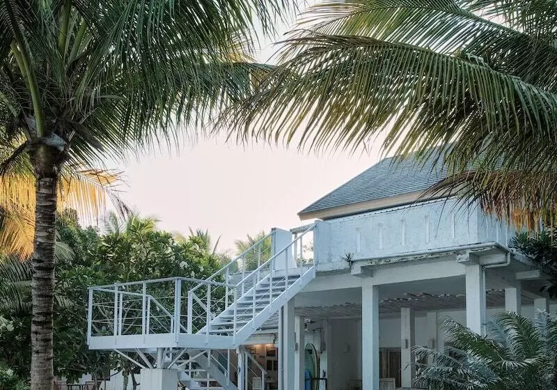 ユースホステル Myamo Beach Lodge