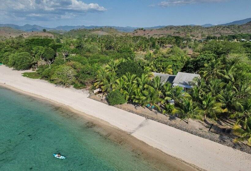 Общежитие Myamo Beach Lodge