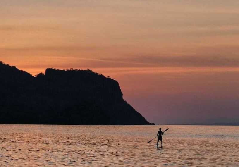 Общежитие Myamo Beach Lodge