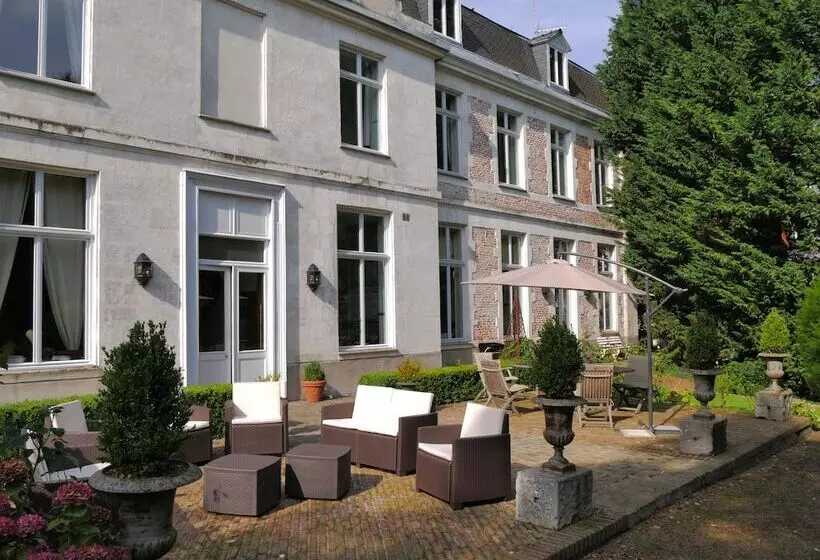 Aamiaismajoitus (B&B) Chambres D Hôtes Château De Courcelette