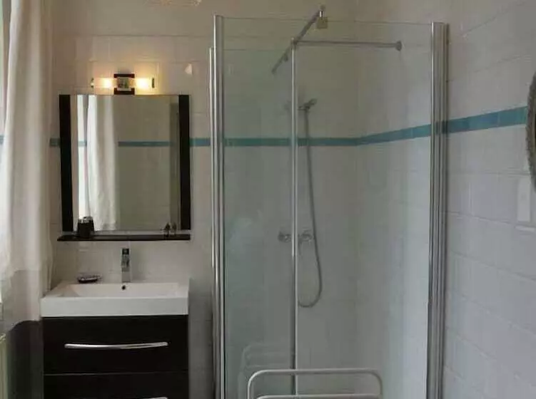 Aamiaismajoitus (B&B) Chambres D Hôtes Château De Courcelette