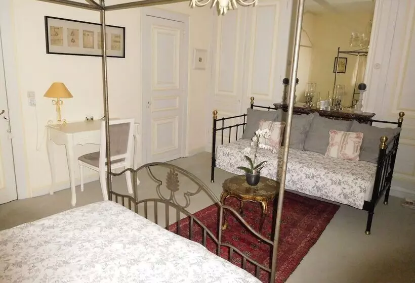 Aamiaismajoitus (B&B) Chambres D Hôtes Château De Courcelette