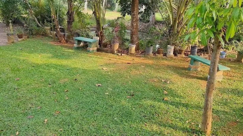 ベッドアンドブレックファースト Kuttickattil Gardens Homestay