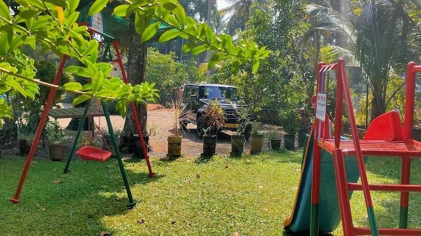 민박 Kuttickattil Gardens Homestay