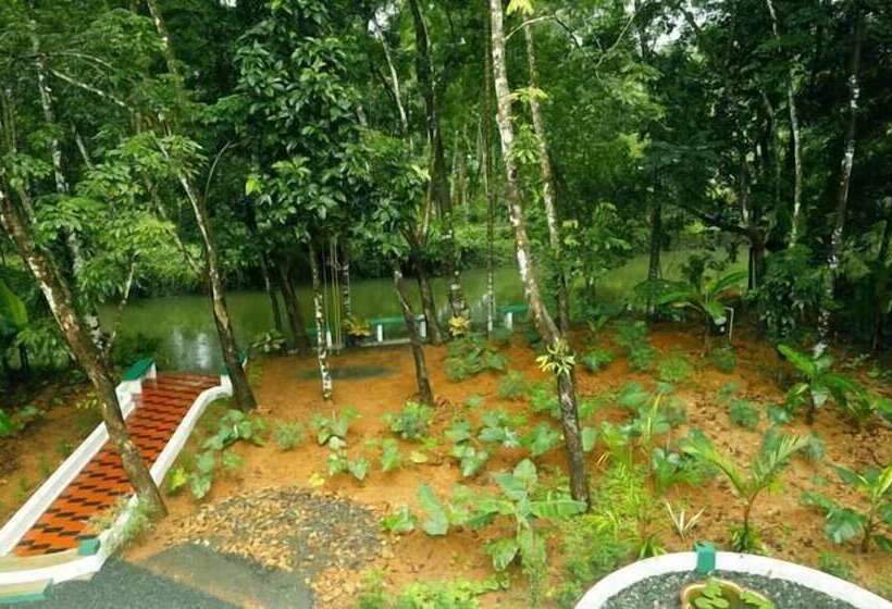 민박 Kuttickattil Gardens Homestay