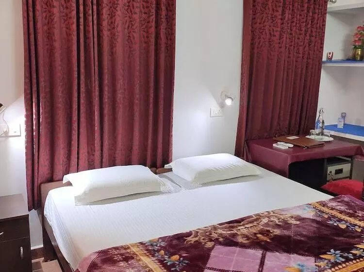 ベッドアンドブレックファースト Kuttickattil Gardens Homestay