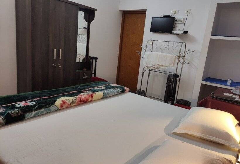 민박 Kuttickattil Gardens Homestay
