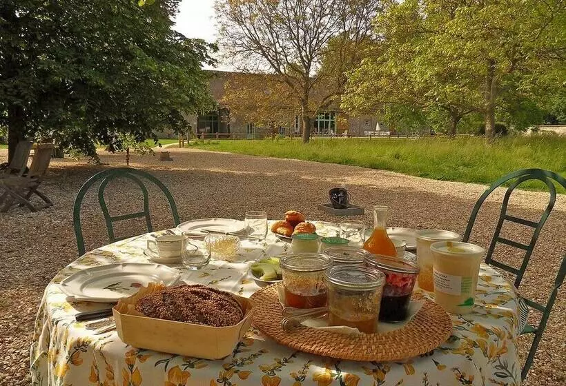 Aamiaismajoitus (B&B) La Ferme Des Isles