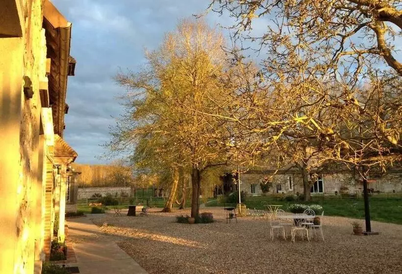 Aamiaismajoitus (B&B) La Ferme Des Isles