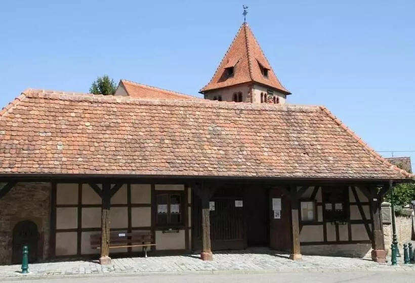 Aamiaismajoitus (B&B) La Rose Trémière