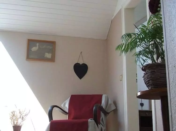 Aamiaismajoitus (B&B) La Rose Trémière