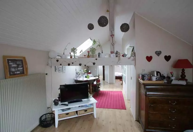 Aamiaismajoitus (B&B) La Rose Trémière