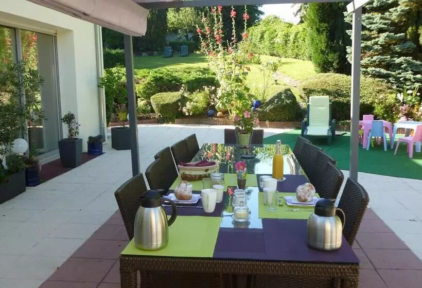 Aamiaismajoitus (B&B) La Rose Trémière