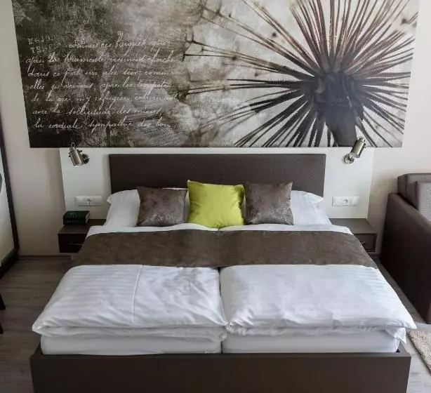 Főnix Apartman