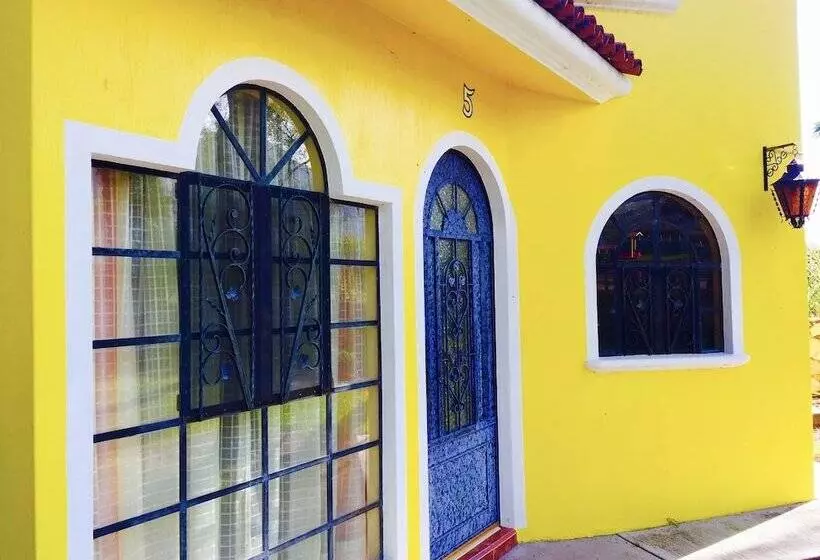 Guamúchil Parque Acuático & Cabañas