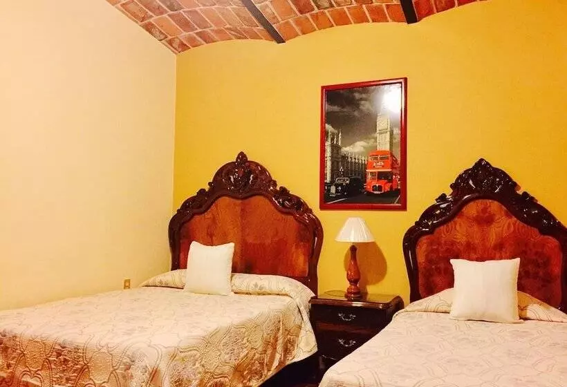 Guamúchil Parque Acuático & Cabañas