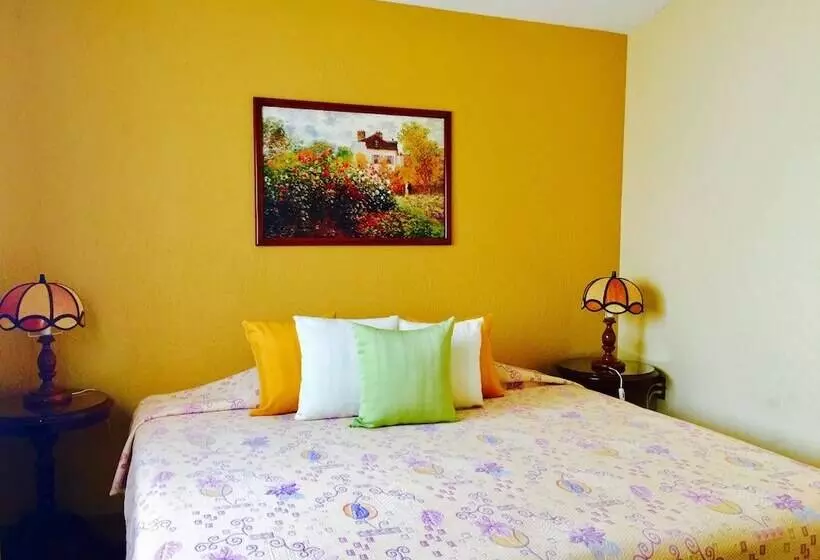 Guamúchil Parque Acuático & Cabañas