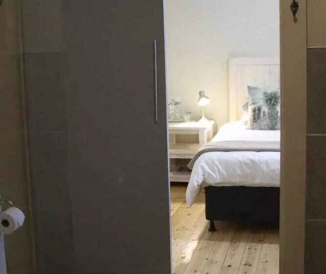 Hostelli Ripple Hill