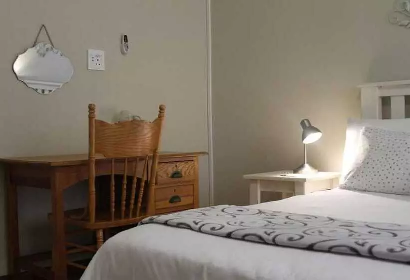 Hostelli Ripple Hill