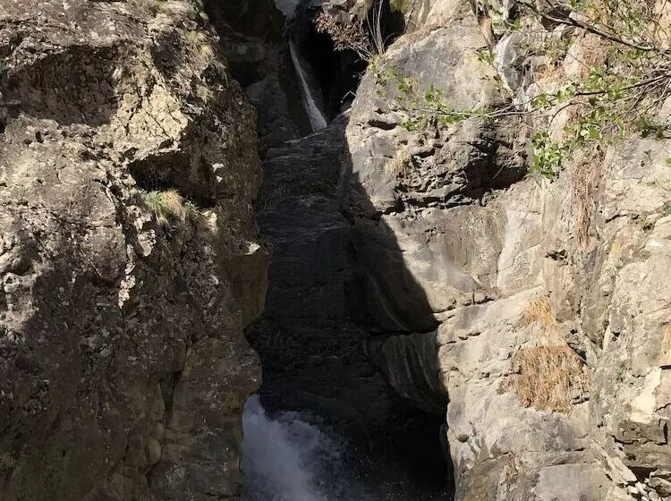 ホテル Agara Pansiyon