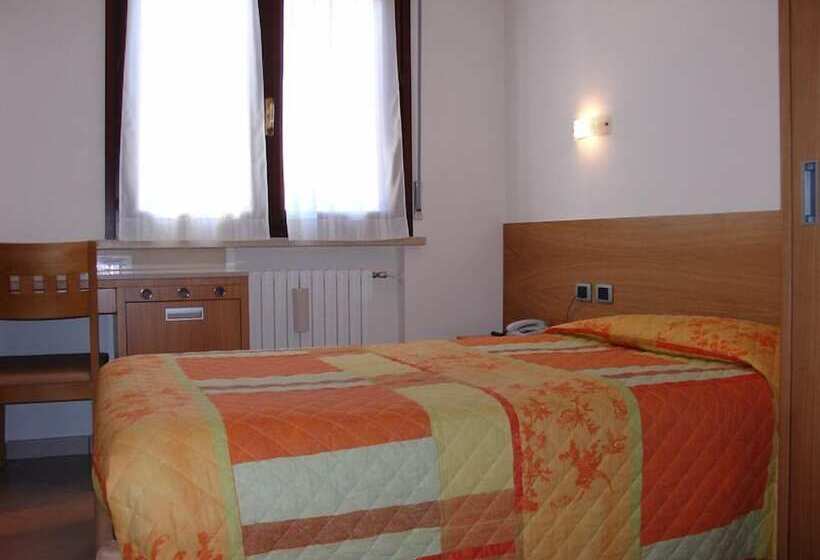 Отель Albergo Ristorante La Pieve