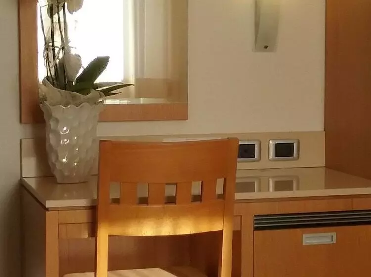 Hotelli Albergo Ristorante La Pieve