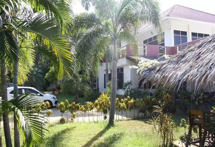 Hotelli Ao Thai Resort