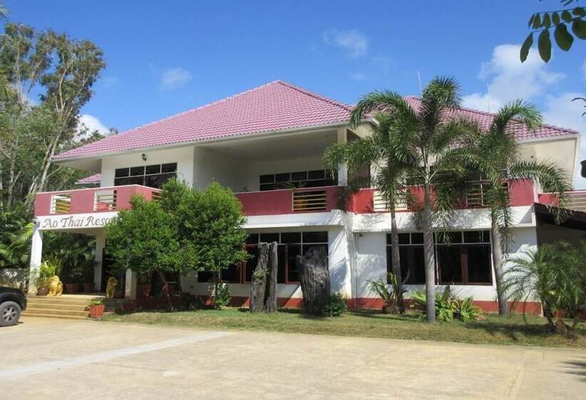 בית מלון כפרי Ao Thai Resort