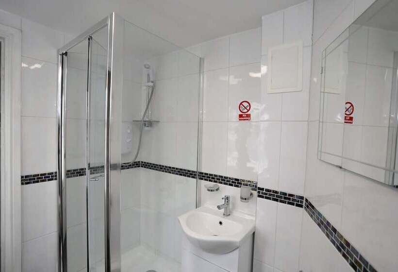 בית מלון כפרי Bexley Village