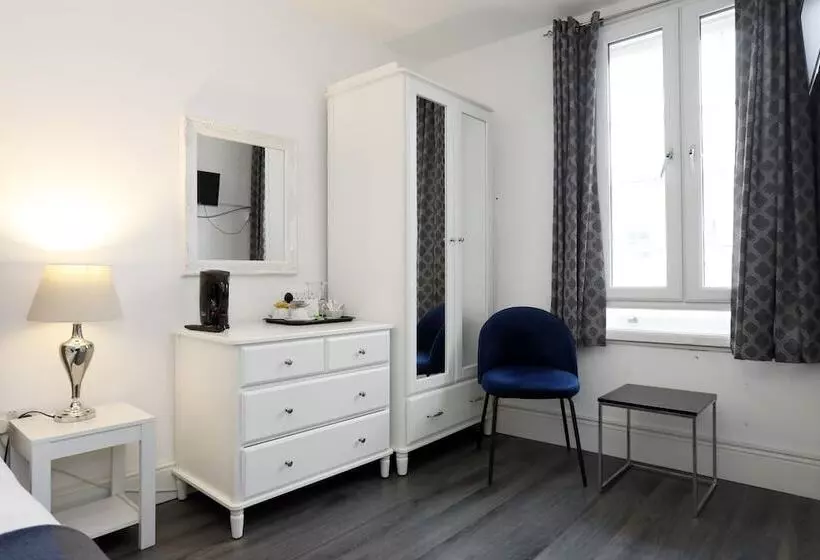 Hotelli Bexley Village