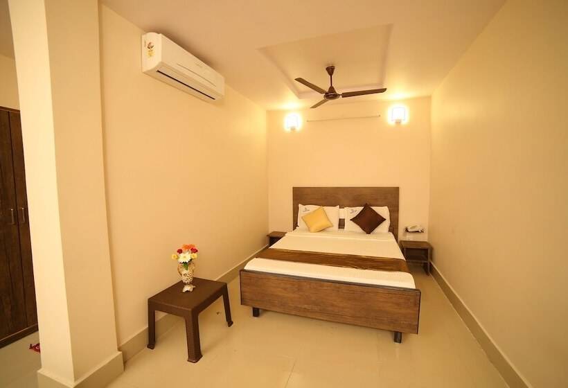 בית מלון כפרי Bhavani Grand