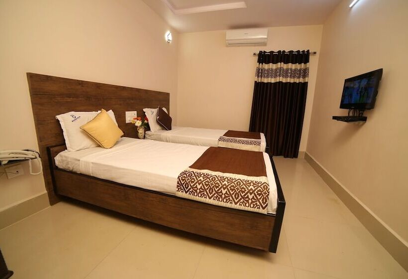 בית מלון כפרי Bhavani Grand